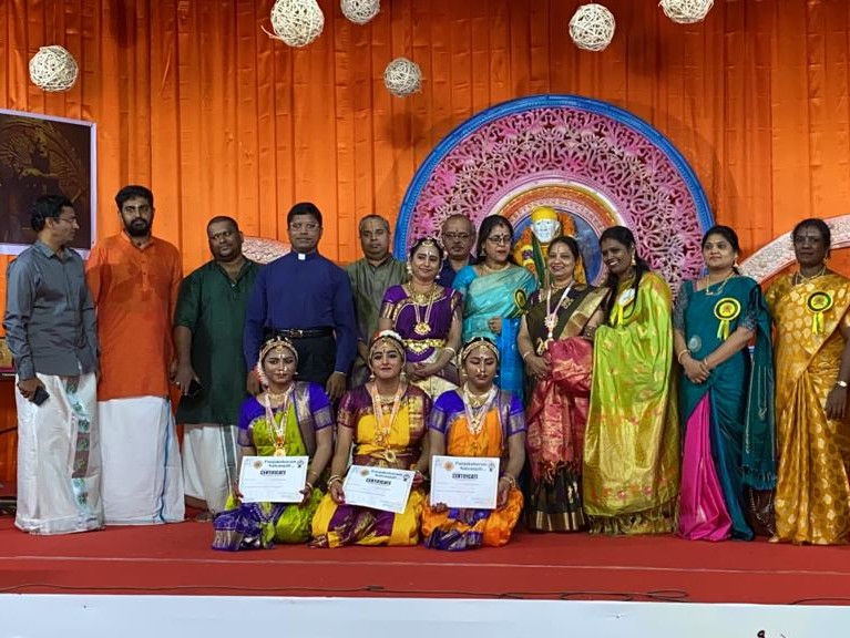 Award ceremony of the students of Shreebala Nrithyalaya